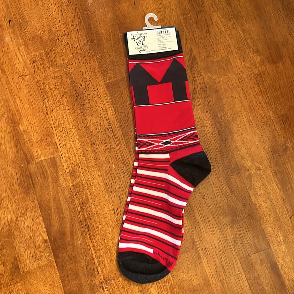 NWT socks. - Picture 4 of 4